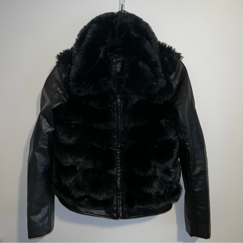 INC International Concepts leather and fur jacket size M